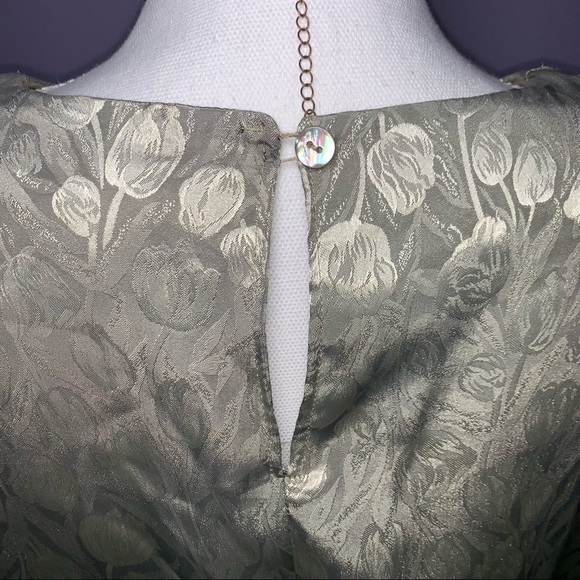 SEE NEW LISTING - Picture 2 of 12